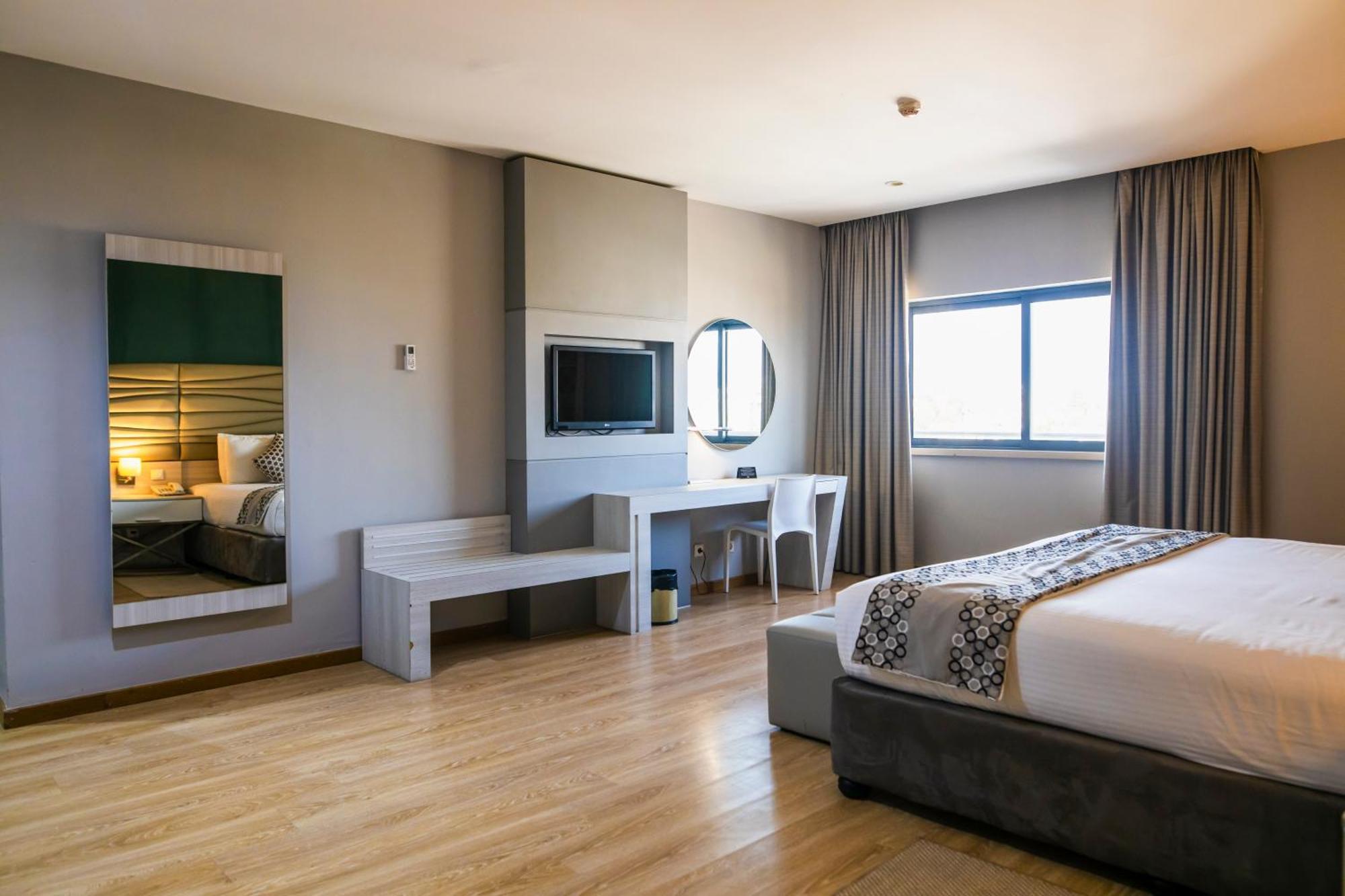 Hotel Maputo Lda ภายนอก รูปภาพ