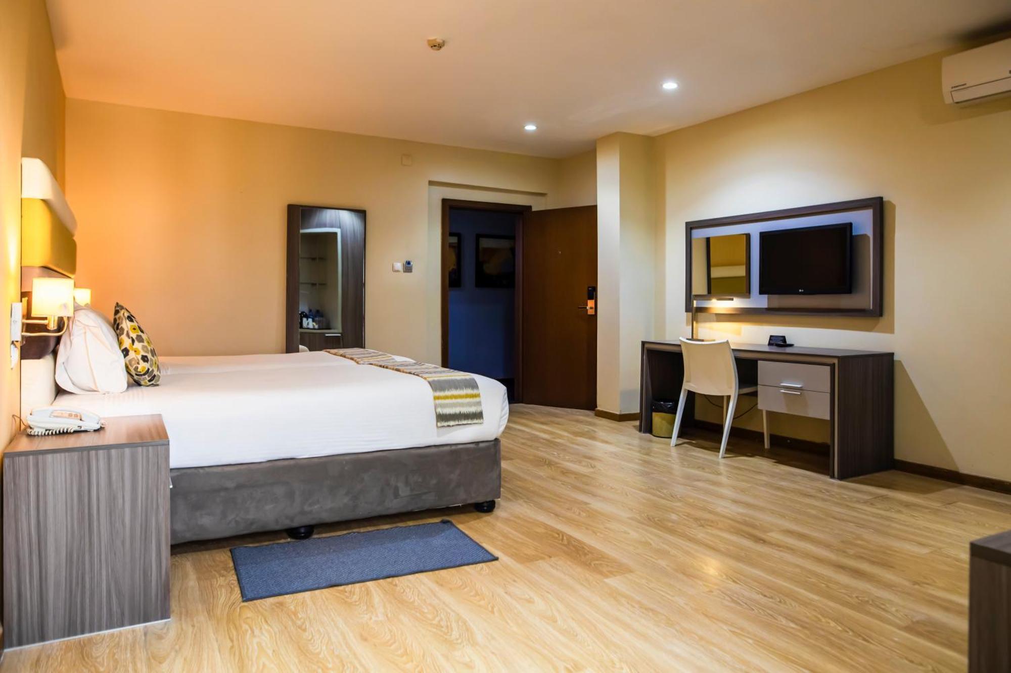 Hotel Maputo Lda ภายนอก รูปภาพ